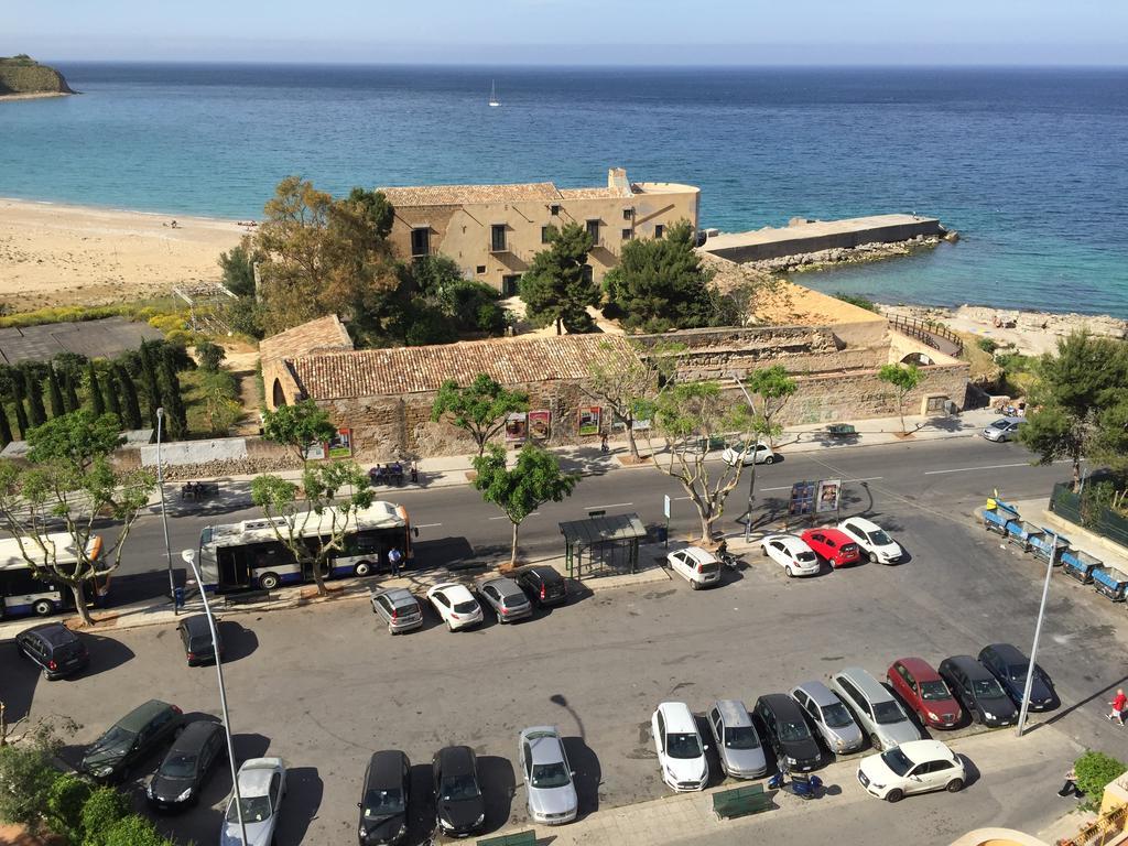 Casavacanzabordonaro Palermo Bagian luar foto